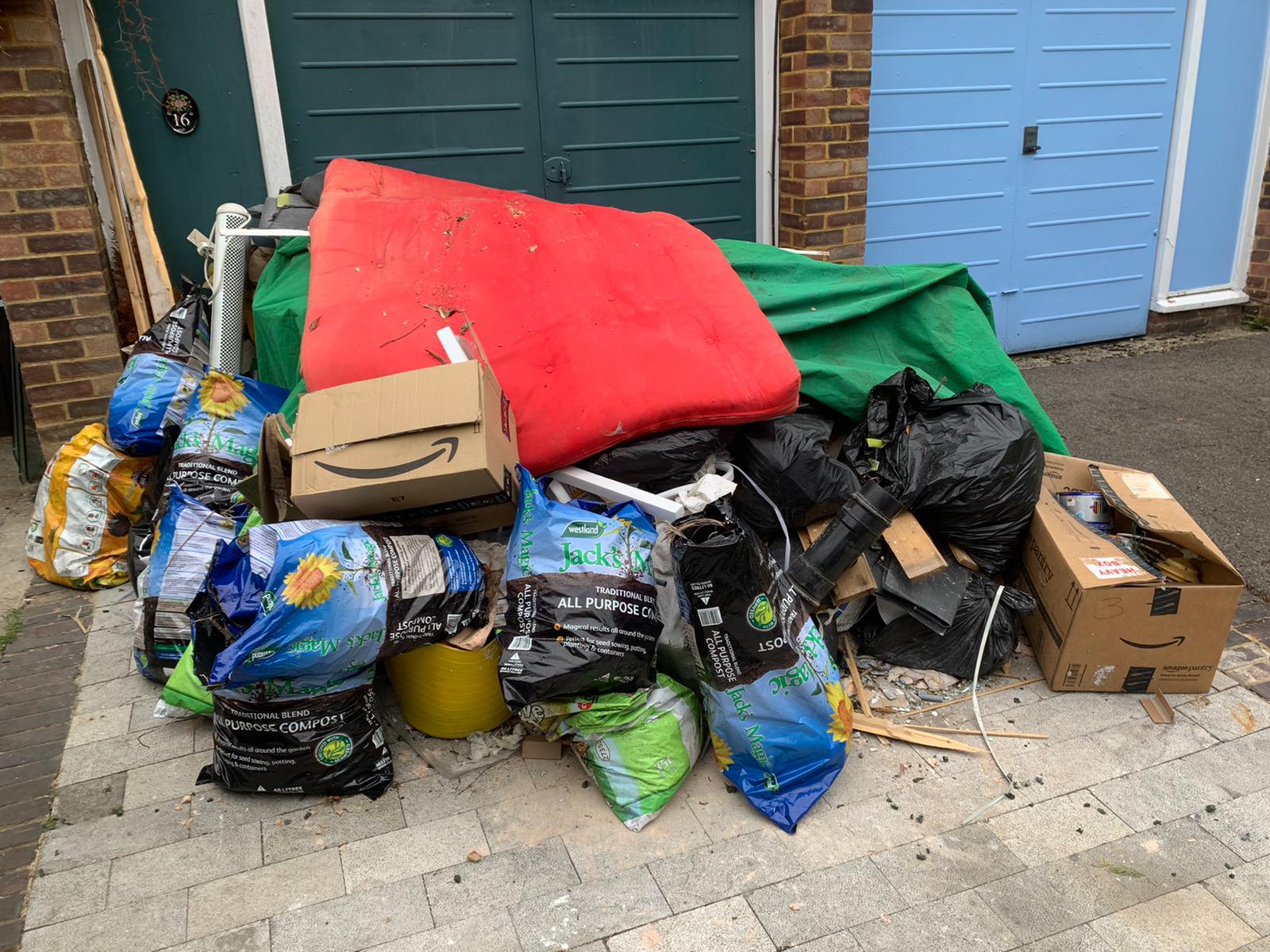 Household Waste Collection by SRS Household Waste Collection by Surrey Recycling Services